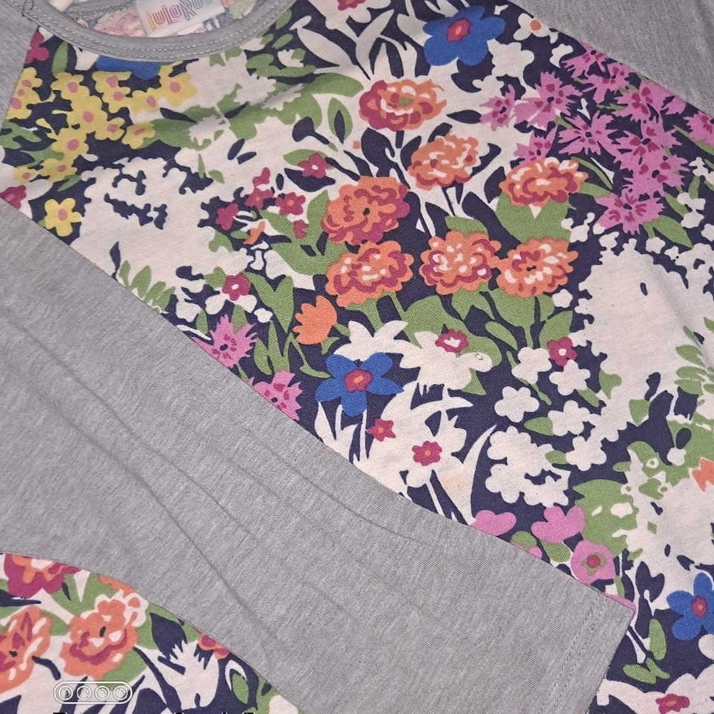 LulaRoe Randy Tee